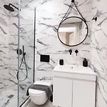 Nicole Collection- Cove 아파트